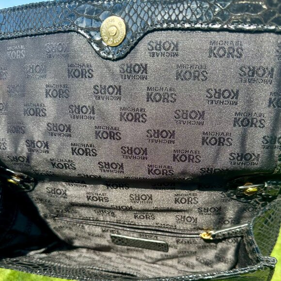 MICHAEL Michael Kors Snakeskin Leather Gold Chain Evening Bag Clutch Black EUC - Picture 8 of 16